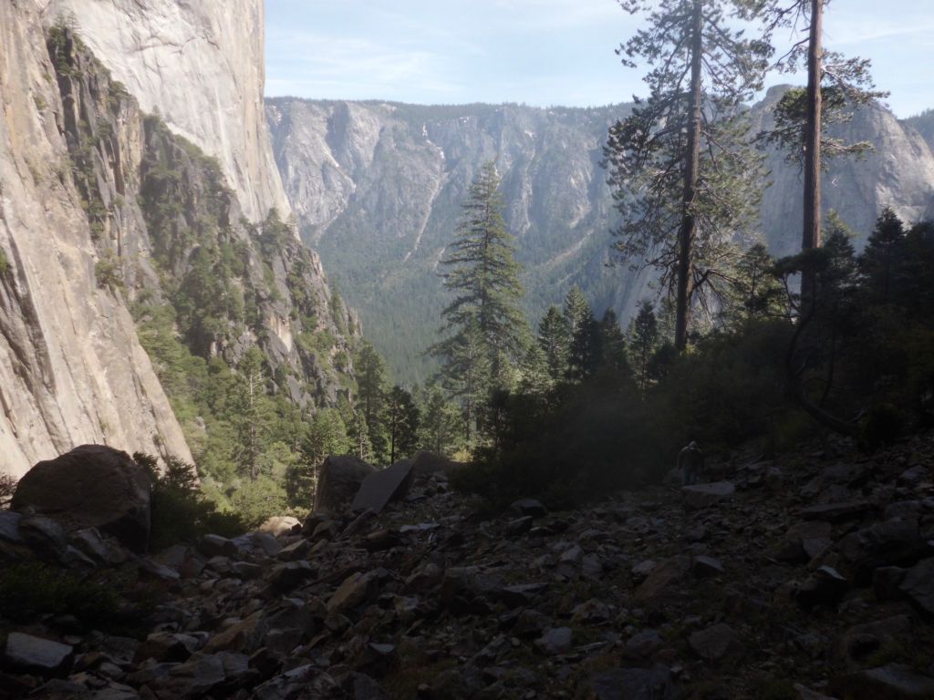 Looking back out towards El Capitan and Yosemite Valley: