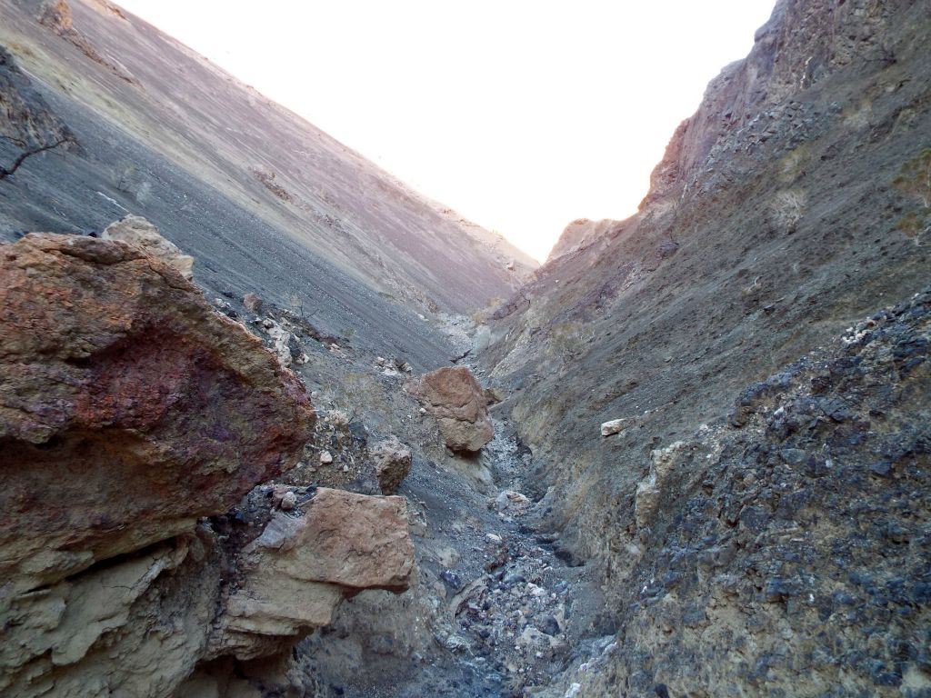 More perfectly angled gravel slopes began dropping into the canyon from the left side: