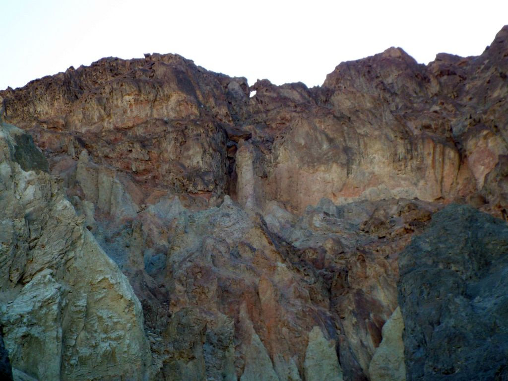 The headwall above Corkscrew Canyon is one of its dominant features:
