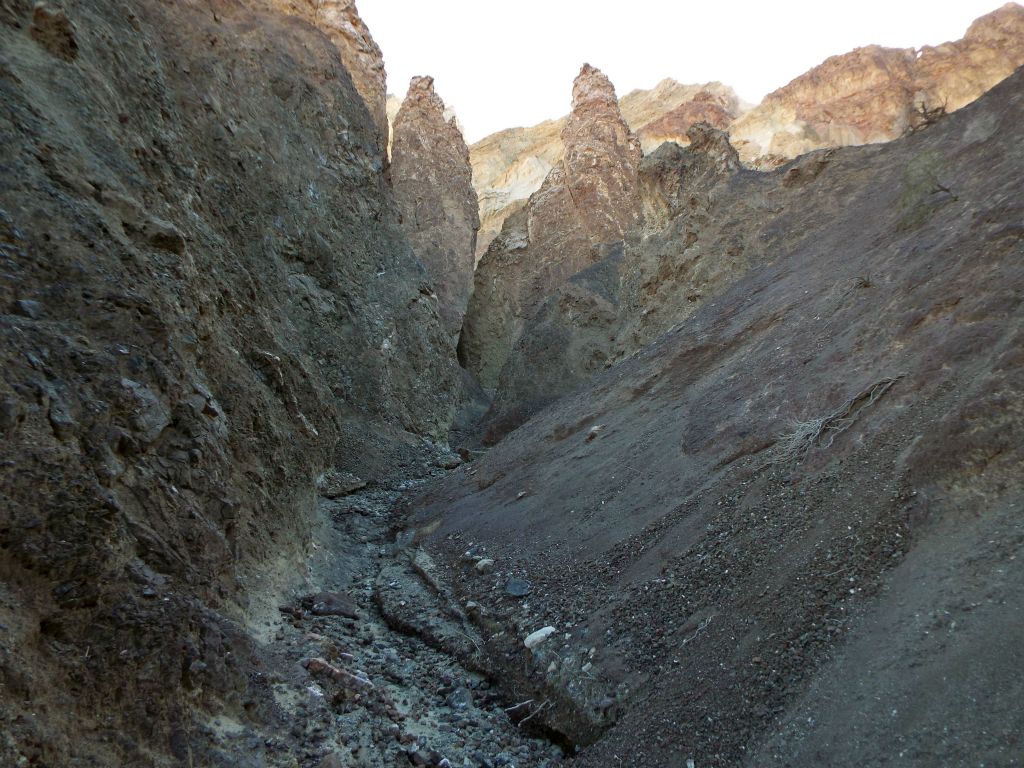 You can see how the canyon closes up tightly to form a dry fall in between the two pinnacles: