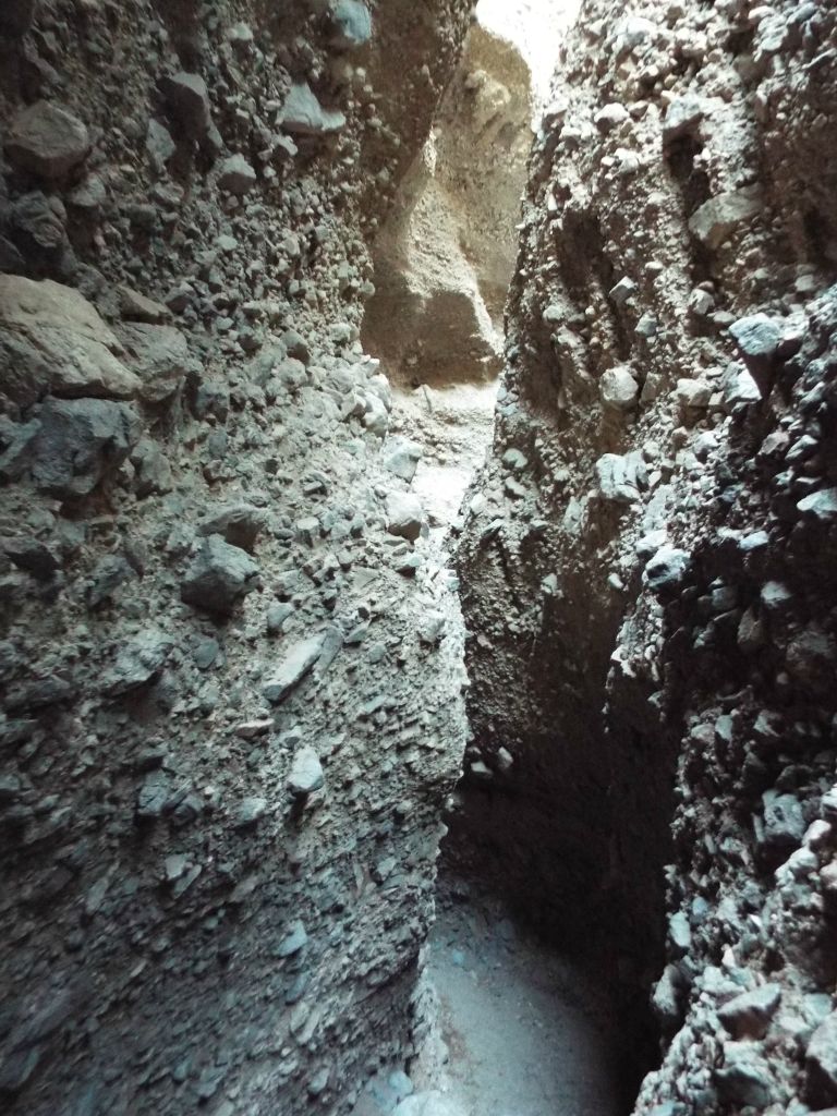 I was once again immersed in a world of towering slot narrows: