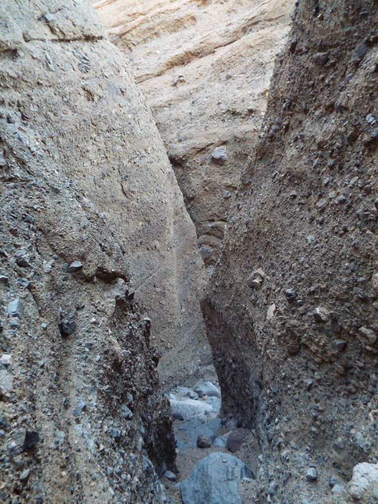Nothing but canyon narrows and lines visible when looking back:
