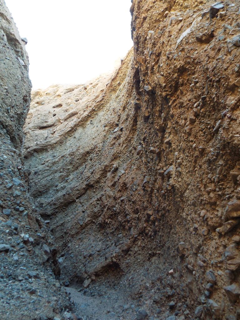 A beautiful curve along the canyon wall: