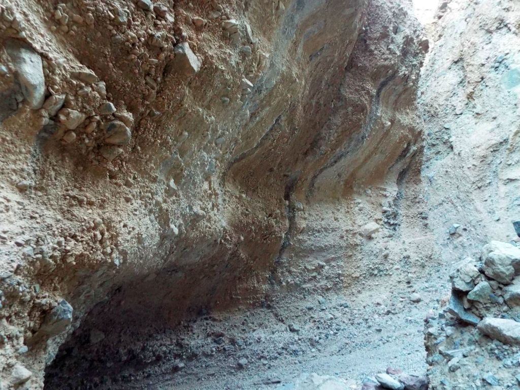 I love the patterns and colors on this canyon wall in Slot #3: