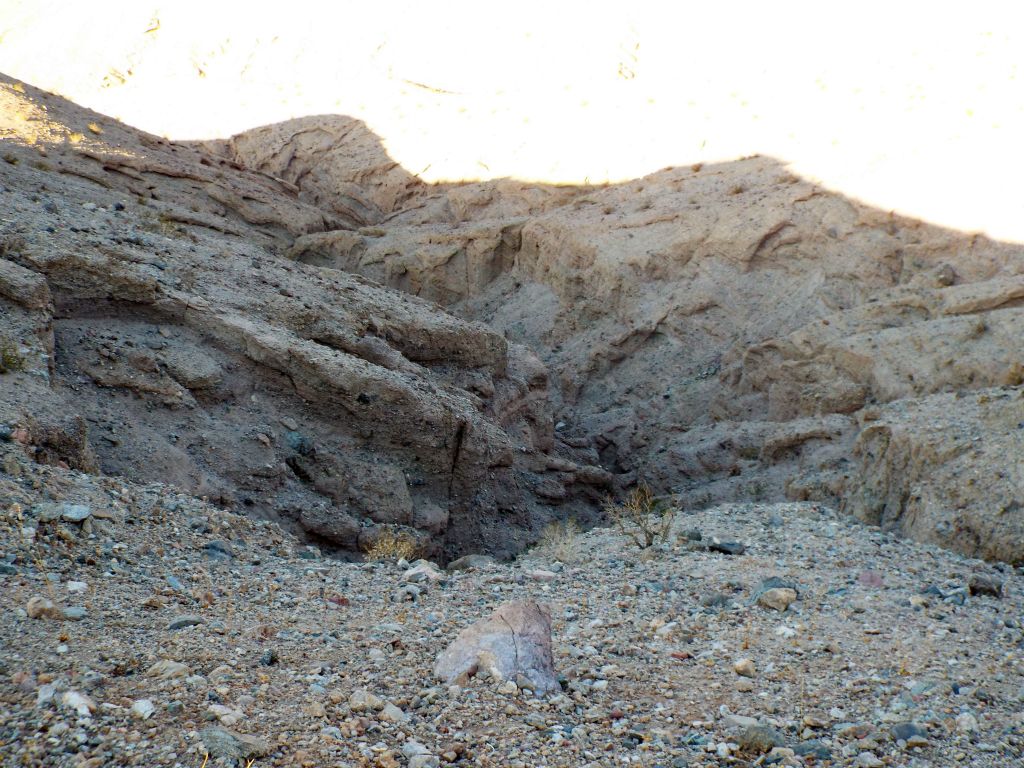 The sunlight was in a bad position, but this is looking down into the upper portions of Slot #2: