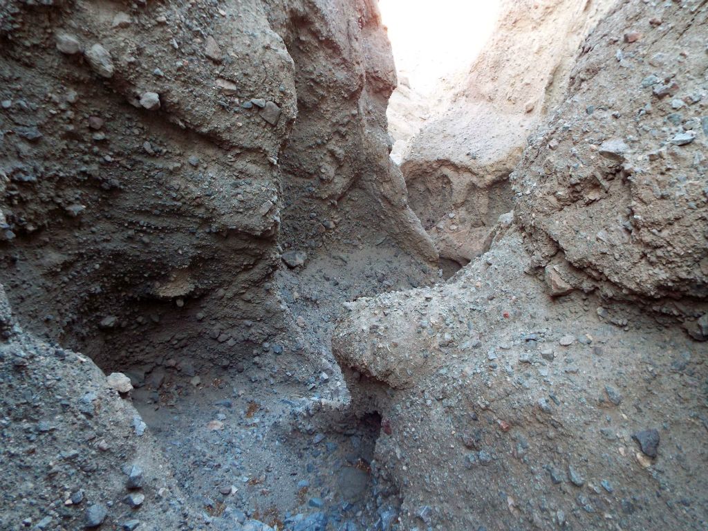 I chose a path and headed straight down into one of the forks of Slot #3.  Shallow narrows awaited: