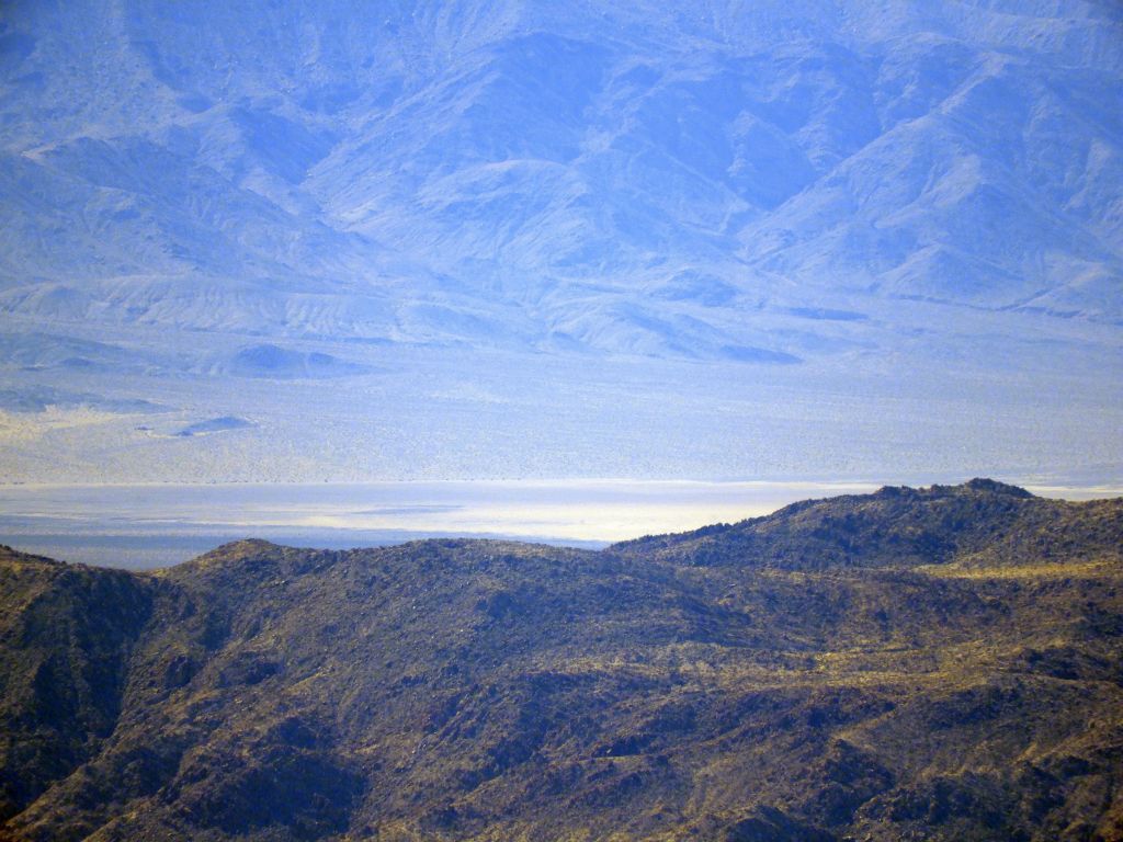 Despite being some 19 air miles away, Owl Lake was partially visible: