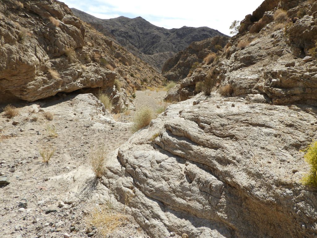 Some more very nice canyon scenery that continued to get better: