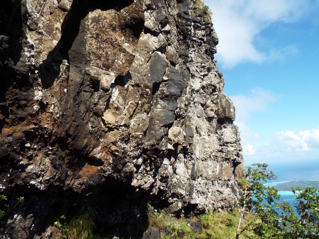 Here you can see how the gully provides a way through the massive headwall:
