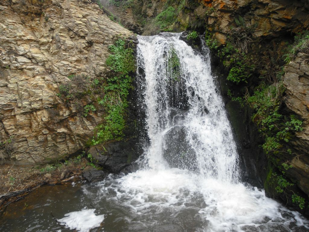 This is Upper Alamere Falls, which is the first part of the waterfall which the trail leads you to.  Even though this is not the main waterfall, it is still very pretty and worth seeing: