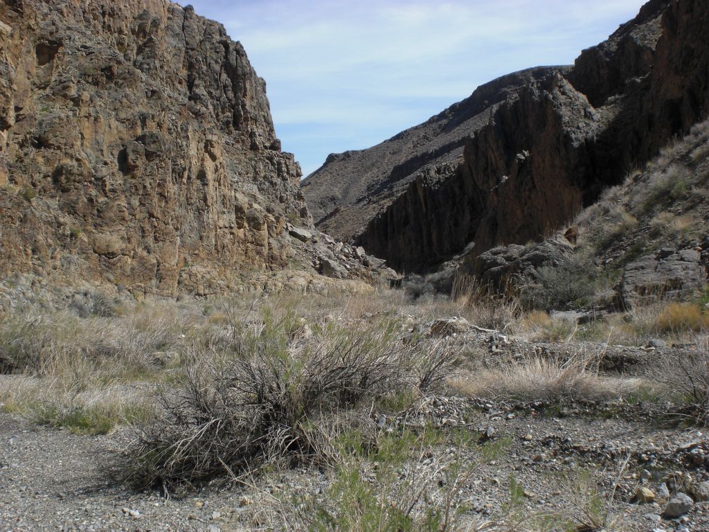 This is the spot where we turned around and headed back up canyon.  On a future trip, I would like to hike the lower canyon and main side canyon: