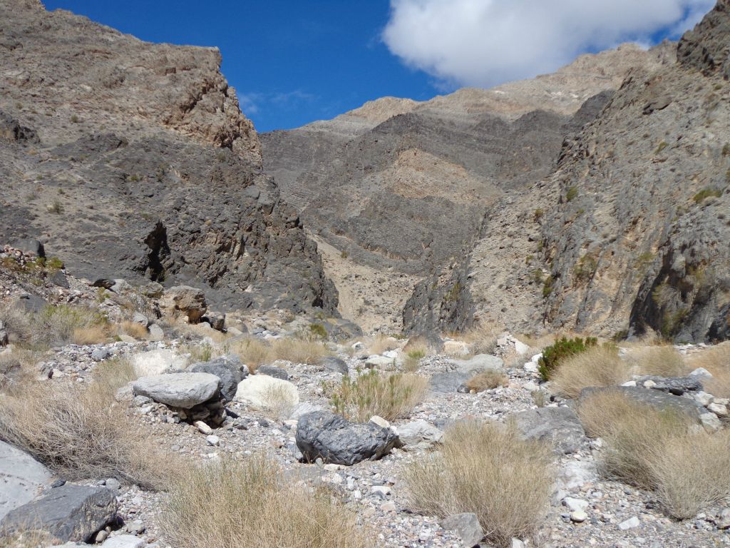 Starting around right here was the area where satellite imagery made me think we might encounter some dry falls: