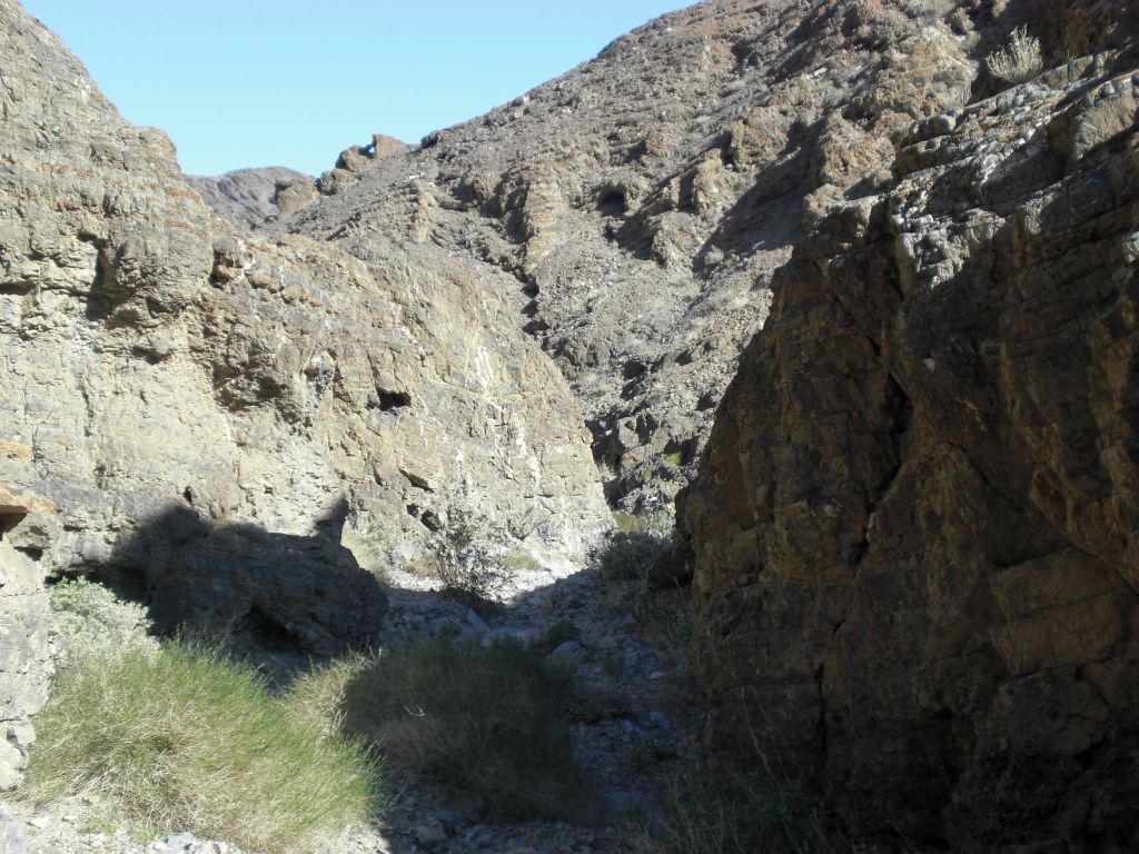 It actually proved to be very enjoyable and interesting to check out this side canyon and alternate route back to the vehicle: