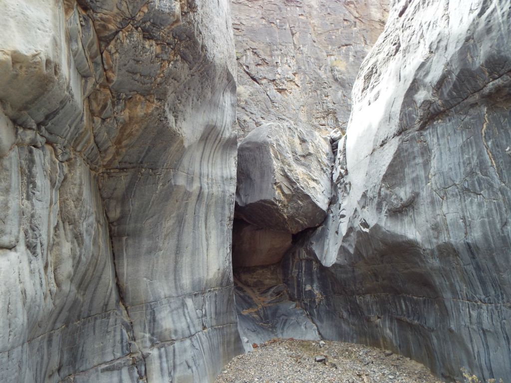 The canyon surprised me by presenting me with a dry fall which was too difficult to climb: