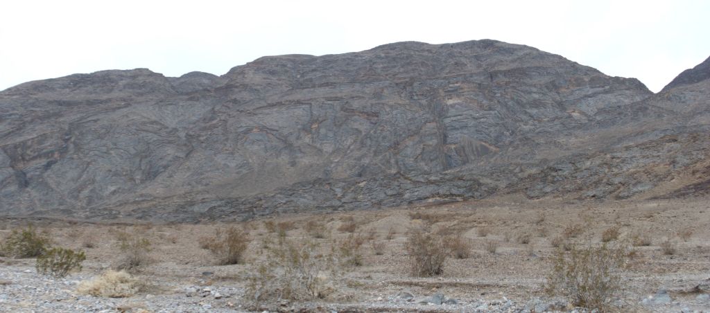 Panoramic showing the giant rock slab above Slab Canyon: