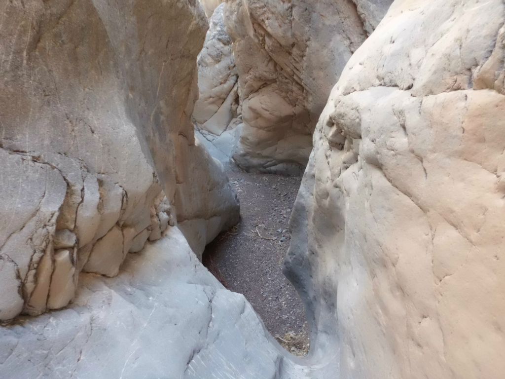 It was quite common for the walls to be close enough together so I could touch both sides: