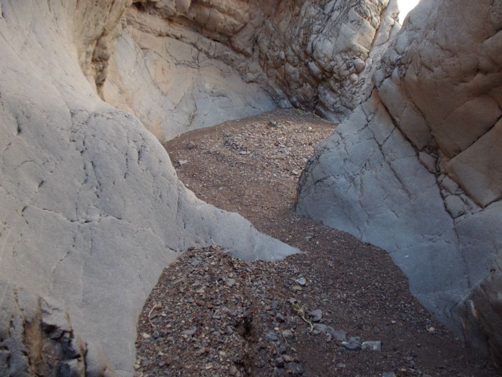 The narrows were filled with washed down rocks from over the years: