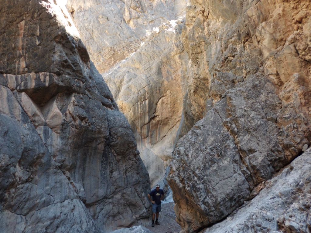 Steve getting a picture in the 1st Narrows.  There weren't many spots to set a camera down up until now and take a self-portrait: