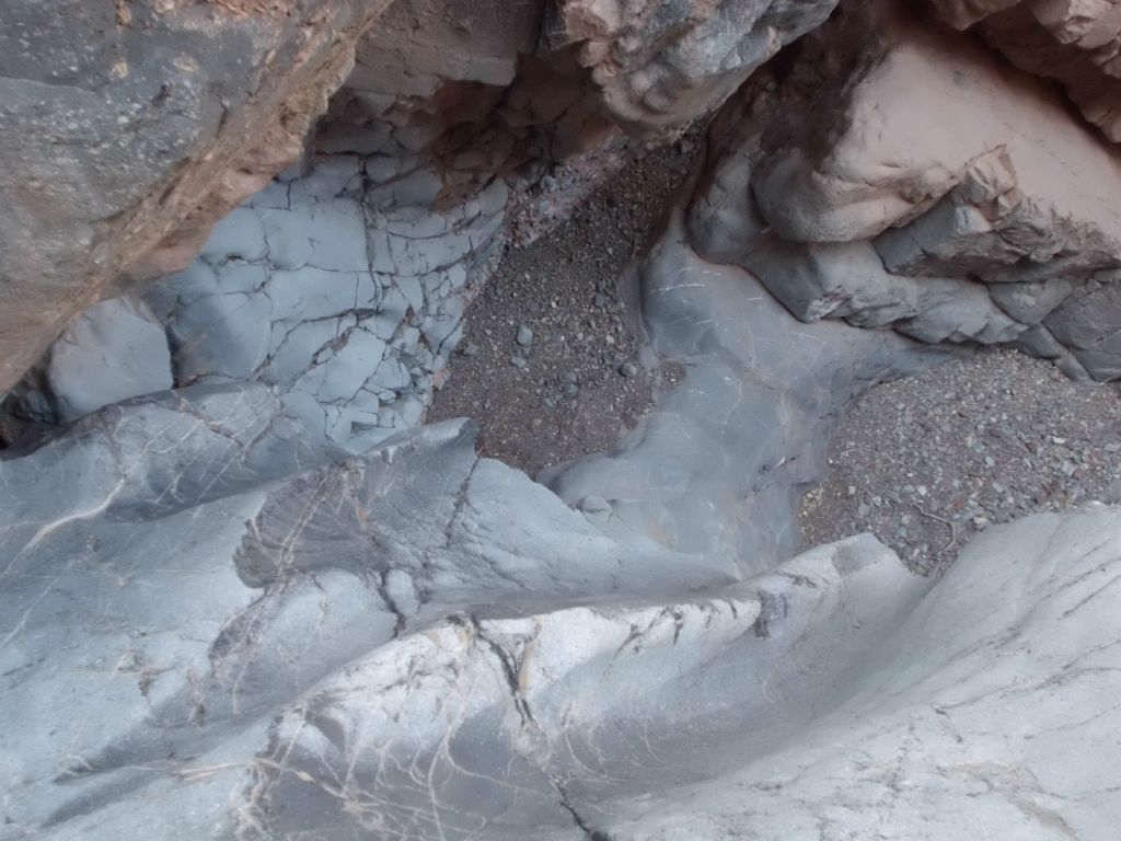 This was the spot I came to which caused me to stop and study it for five minutes.  Notice that a polished chute drops off to the canyon floor below.  Why is that such a big deal?:
