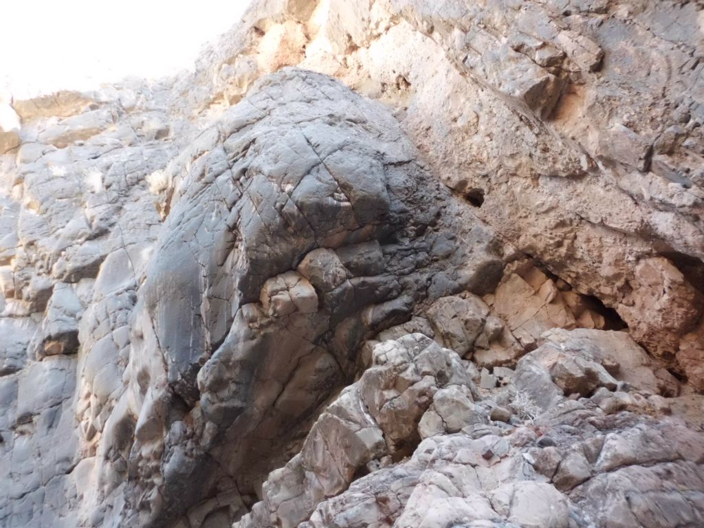 As you can see, not a lot of options for bypassing out in the midst of the narrows: