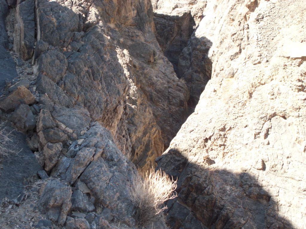 On the hike up the bypass, I wandered over to the edge and looked down into the 1st Narrows: