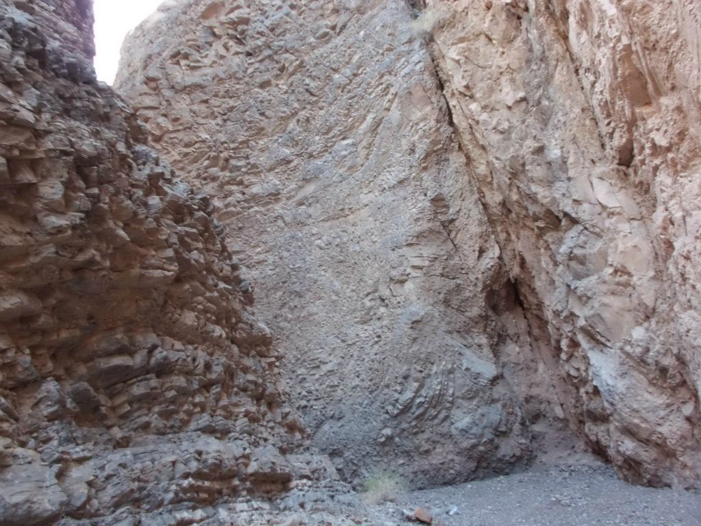 A short time later, I was walking back through the 2nd Narrows.  Here are five more pictures showing what that was like: