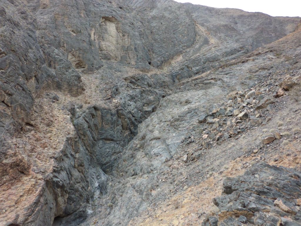 From the same spot, this is an overview of the middle canyon that we hiked through: