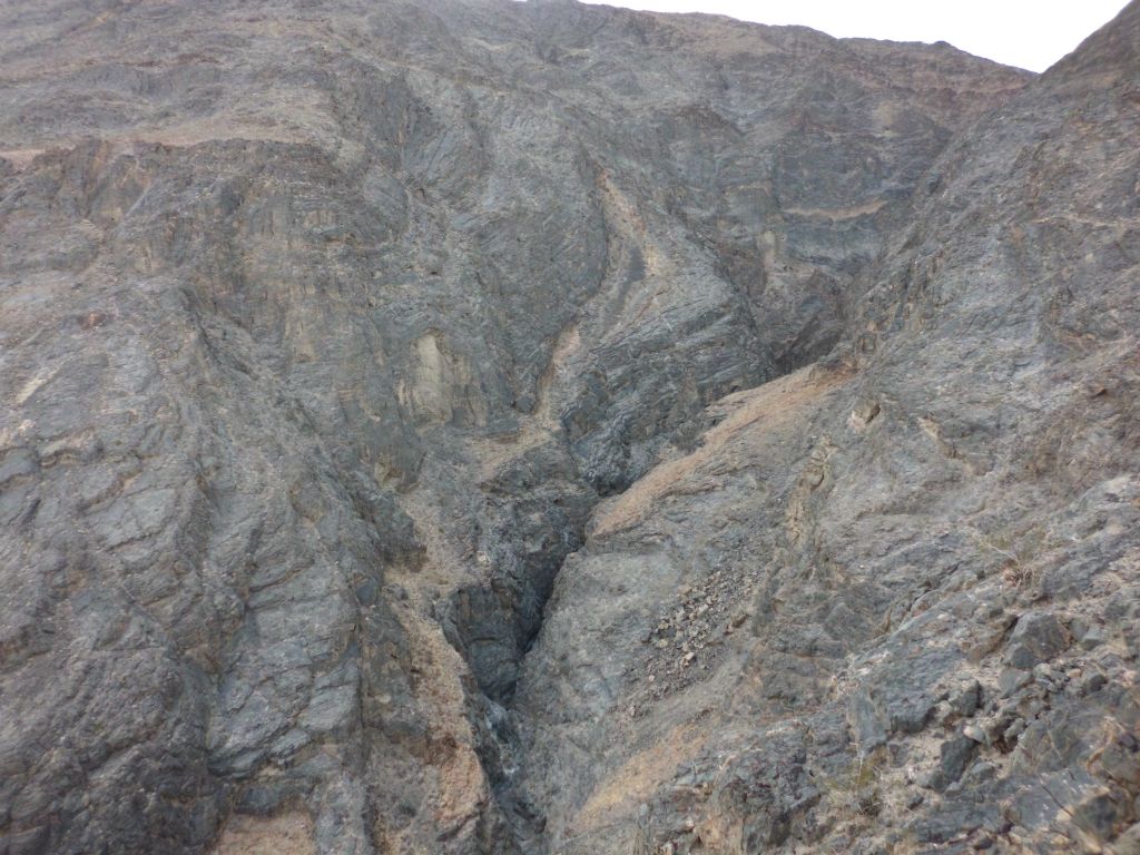 From up on the ridge, the view down into the narrows of Slab Canyon are breathtaking: