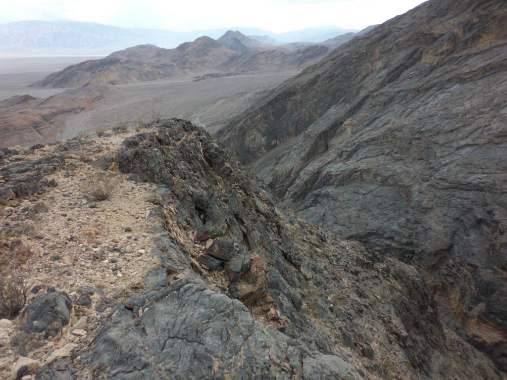 Looking to the right, the gigantic rock slab of Slab Canyon can be seen: