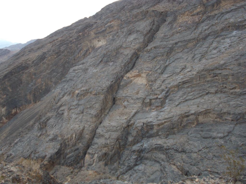 The massive rock slab of Slab Canyon is especially impressive from the ridge: