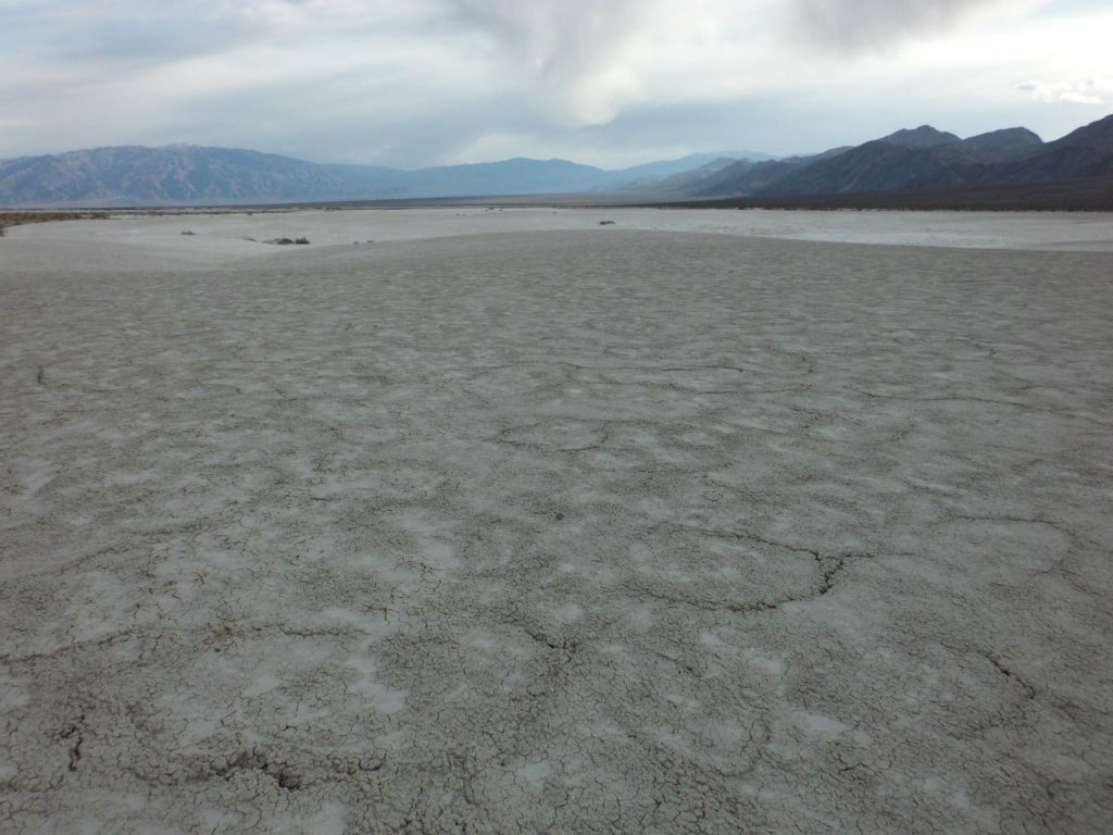 The Niter Beds extend way out across western Mesquite Flat: