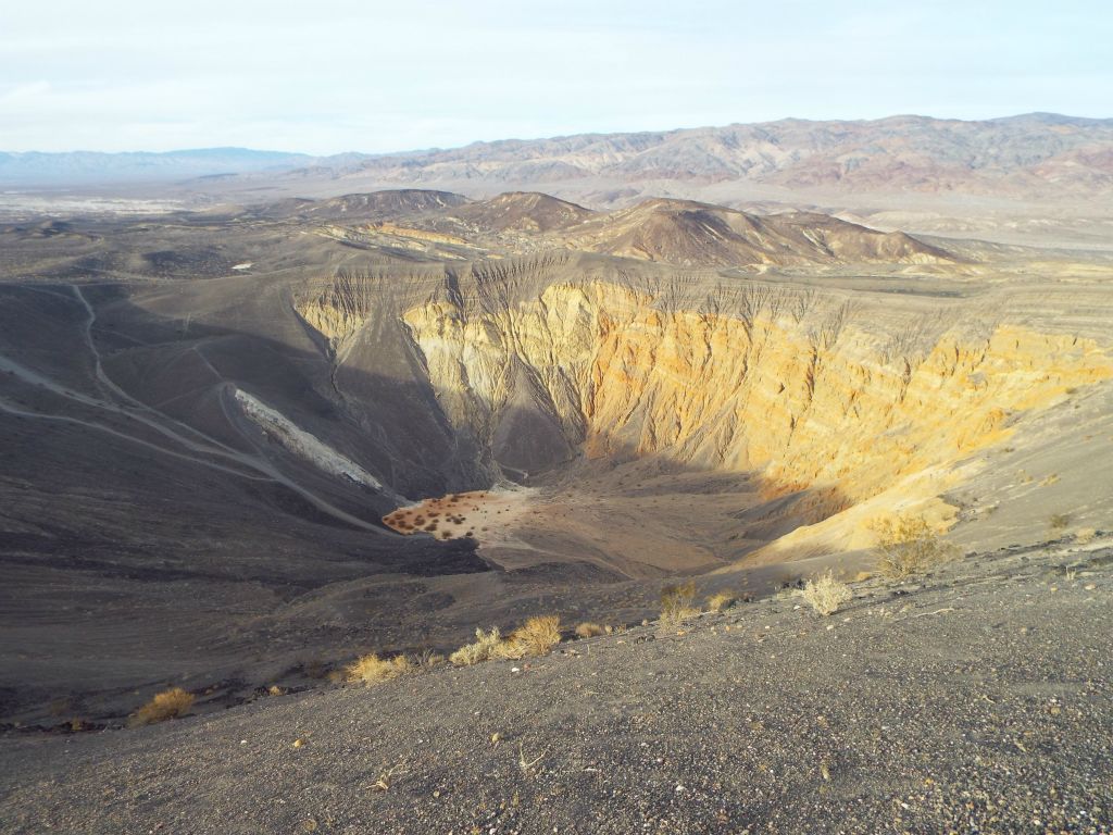 After exploring Little Hebe Crater, we returned to the Crater Rim trail and enjoyed another unique view down into Ubehebe Crater: