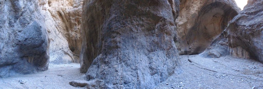 A breathtaking panoramic putting you in the middle of a dramatic bend in the 1st Narrows: