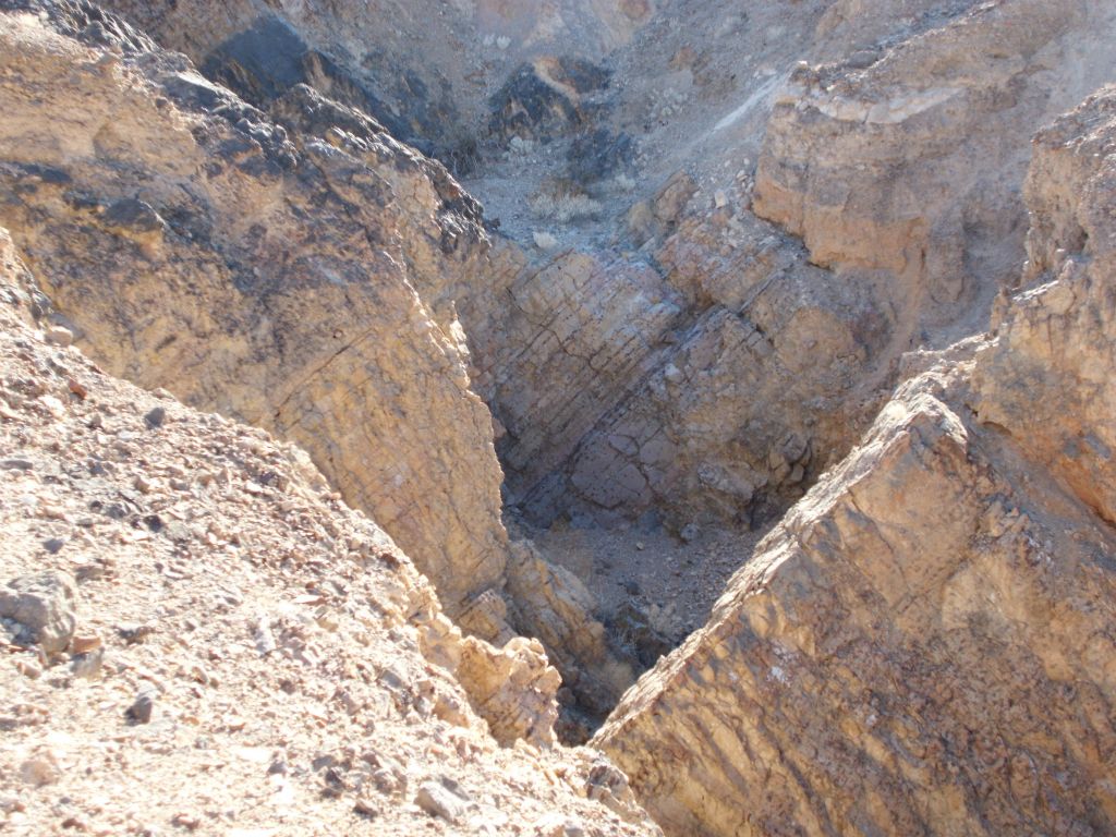 Looking back, you can see that it was a good idea to bypass that fall instead of trying to climb down it: