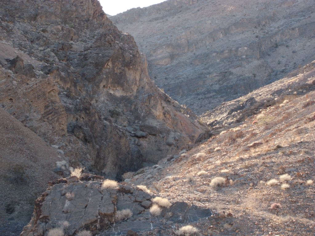 Continuing around the rim of the narrows as we looked for a safe place to drop back in: