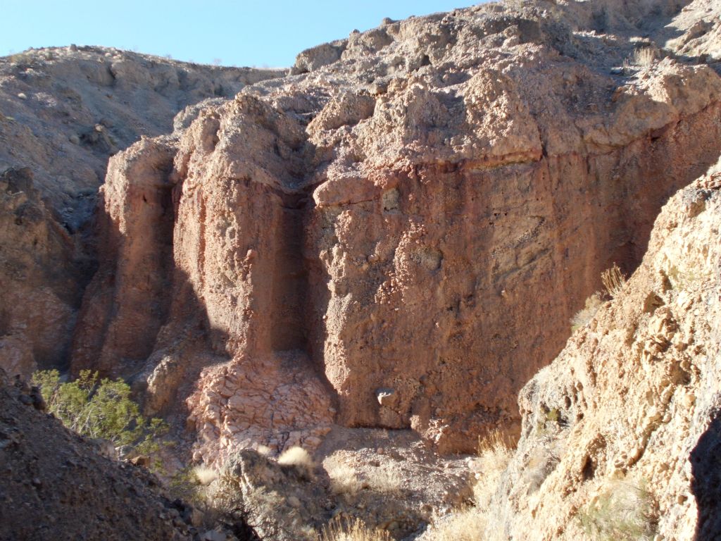 Pretty red cliffs that we passed by:
