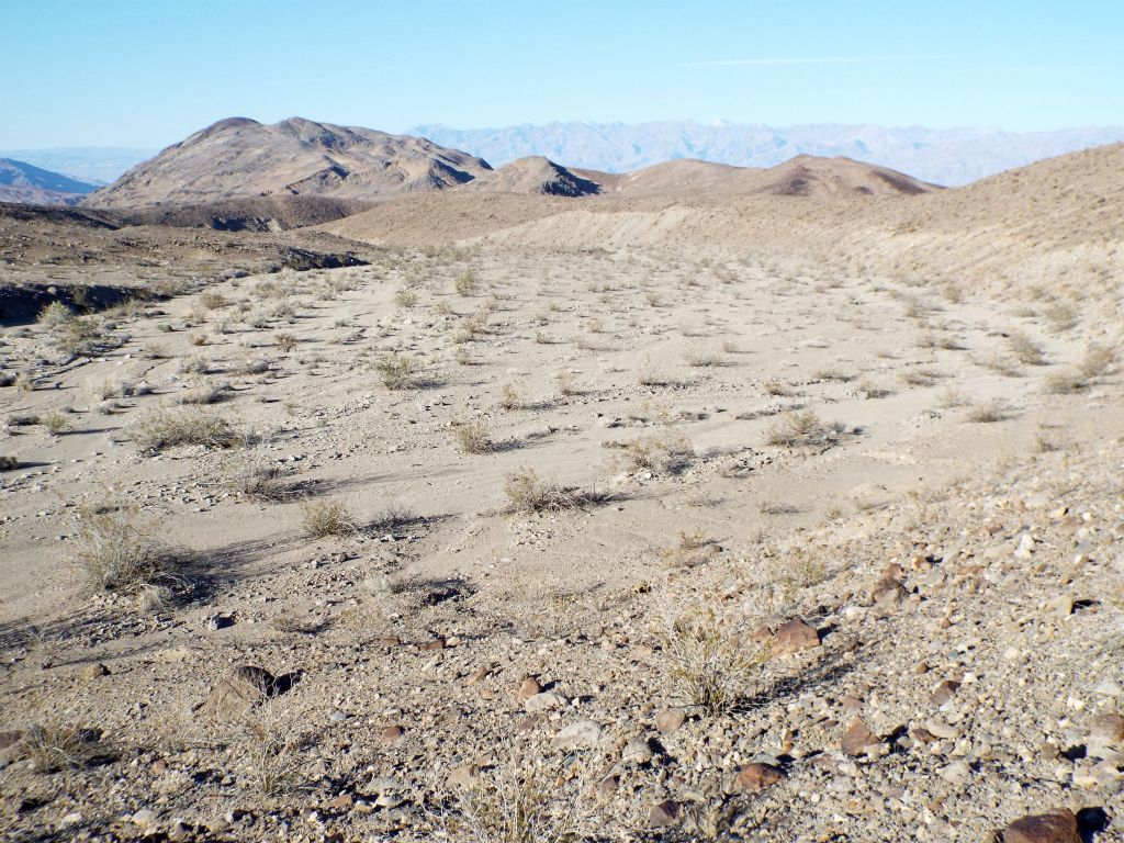 Looking at the wide wash we had just crossed toward Cottonwood BM: