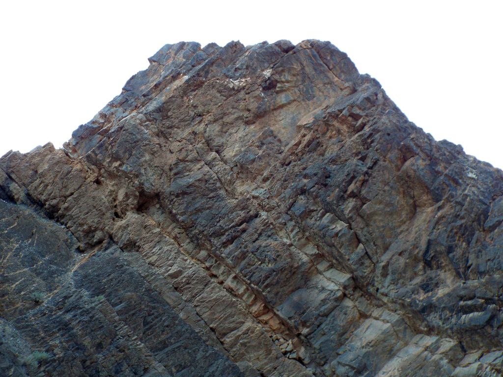 Zooming in on the strange looking flat-topped peak rising above the wash (also seen in the previous picture):