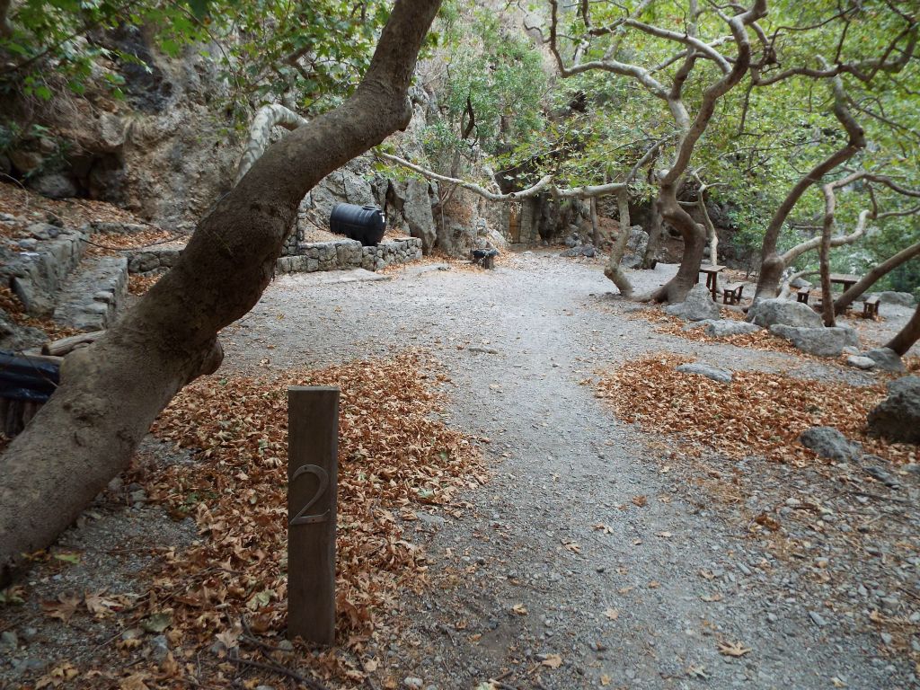 At the 2km mark, we came to this rest stop.  It was empty but we kept on hiking: