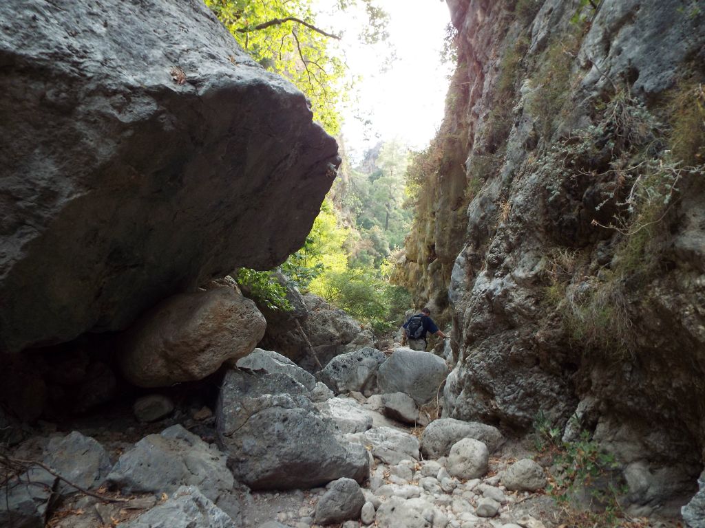 This huge boulder really dwarfed Gary as he passed by: