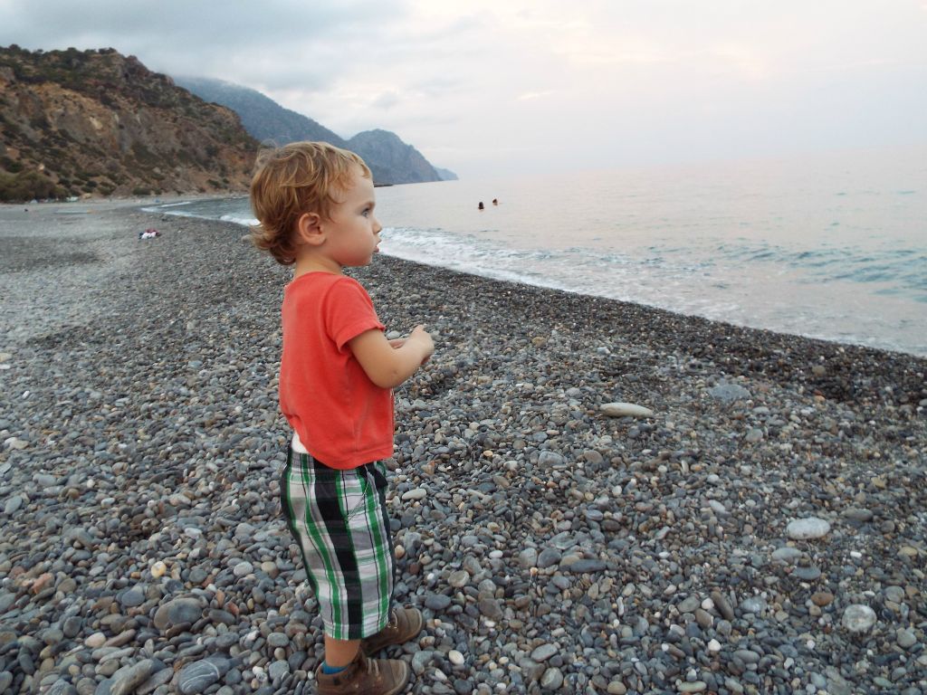 After that, we returned to Sougia and took Stefan down to play by the sea:
