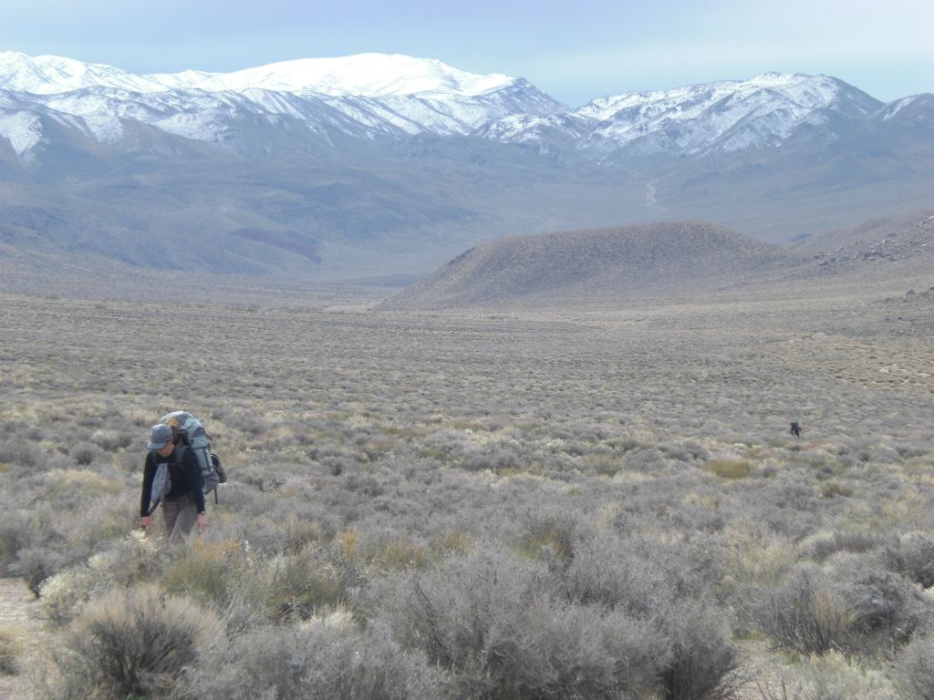 Looking back once again to admire the snow covered mountains in the distance: