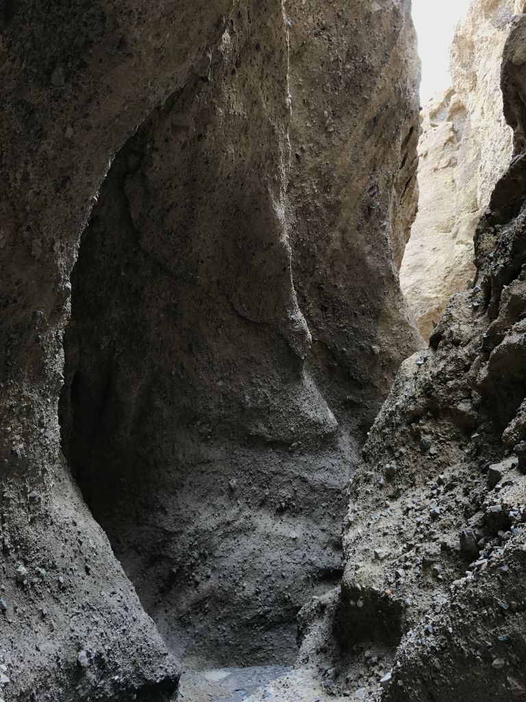 One of my favorite spots in Funeral Slot where the canyon wall extends out at several spots one after another: