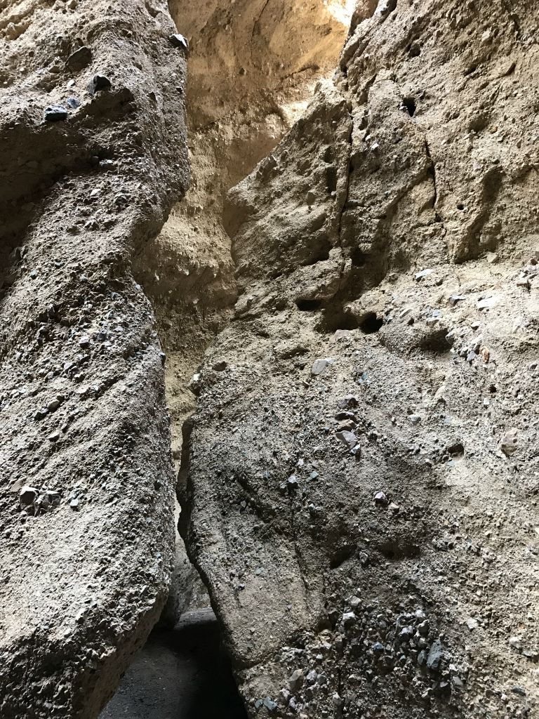 A neat spot where the canyon walls close up very tightly together at the bottom: