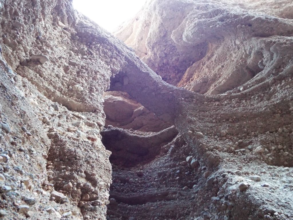 While Jensen Bridge is not very large, it is quite impressive as it connects the two sides of the canyon just above the dry fall: