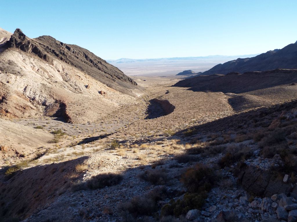 Looking back, you can see the center gully I'm talking about on the left side.  We didn't want to give up the elevation we had gained, so we continued up the hillside instead of hiking back down: