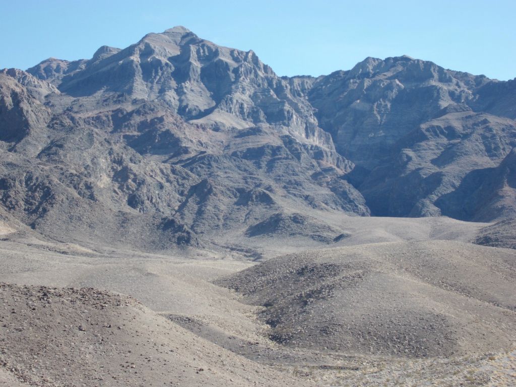Pyramid Peak and to the right of it an incredible look at Pyramid Canyon with its narrows and steep elevation gain: