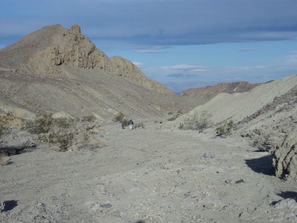 Beyond the saddle, the wash sloped very gently downhill:
