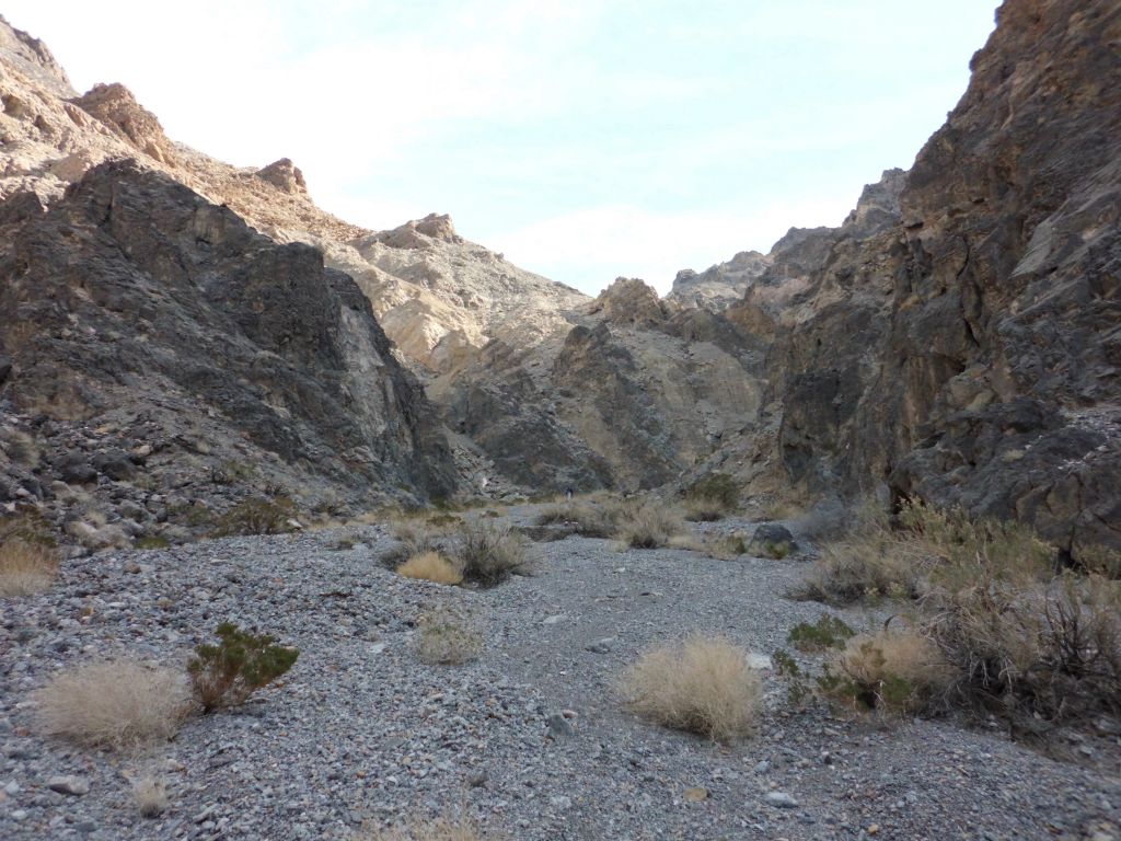 The first mile of the canyon is very impressive and worth visiting on its own without going any farther:
