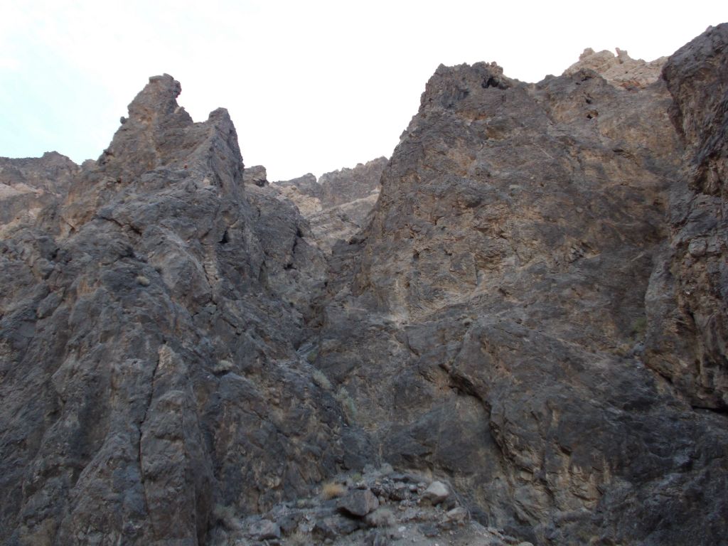These were not smooth canyon walls but the rock was jagged and had a lot of variety: